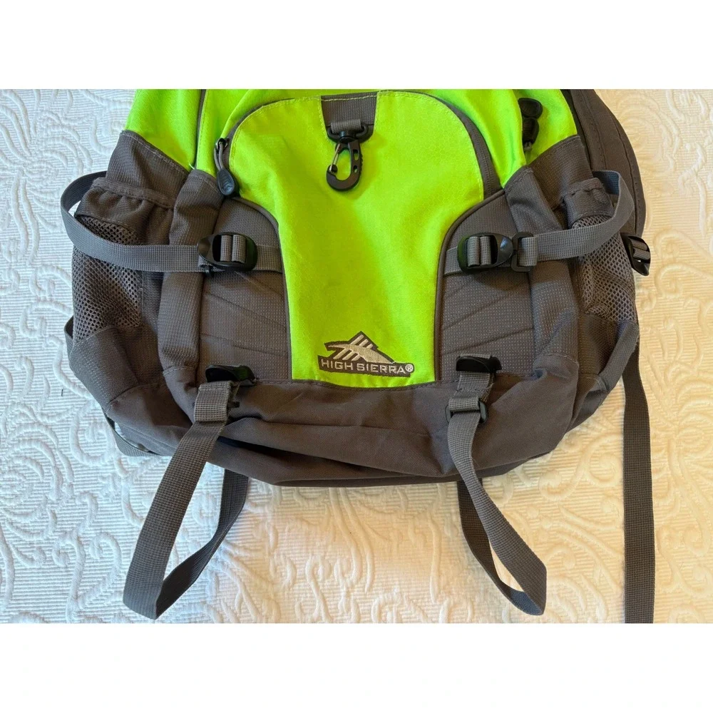 High Sierra Loop Backpack, Green & Gray for Work, School,‎ Travel.
